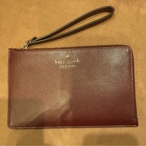 Kate Spade NWOT deep maroon brown wristlet wallet